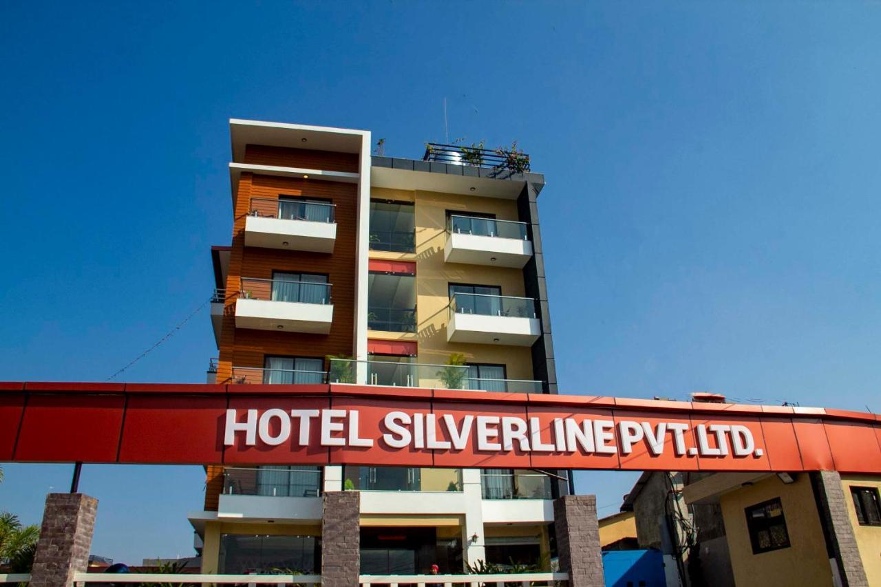 Hotel Silverline Pokhara Bagian luar foto