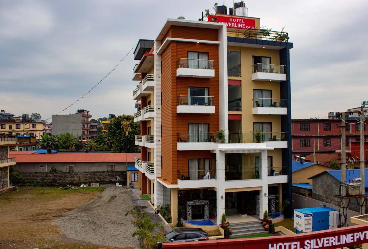 Hotel Silverline Pokhara Bagian luar foto